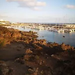 Comfortable Lucy 706 With Amazing Sea-view 아파트
