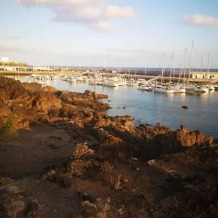 Comfortable Lucy 706 With Amazing Sea-view Daire